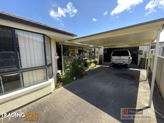 21 Athol Elliott Place SOUTH WEST ROCKS NSW 2431