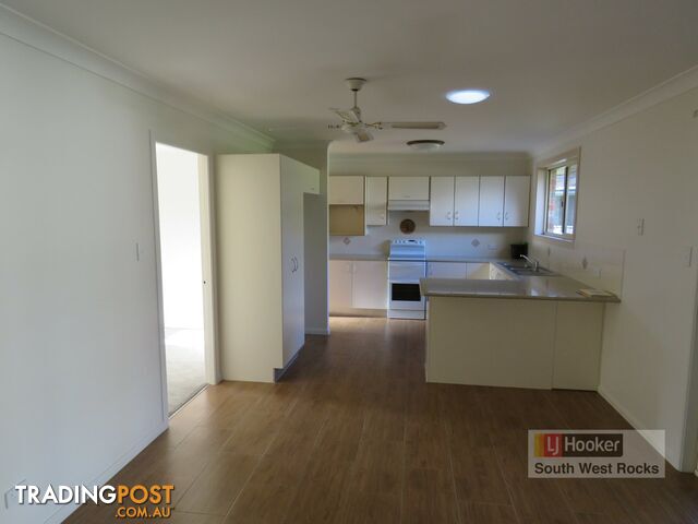 20 Athol Elliott Place SOUTH WEST ROCKS NSW 2431