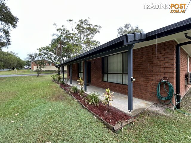 13 Gilbert Cory Street SOUTH WEST ROCKS NSW 2431 - photo 2 of 4