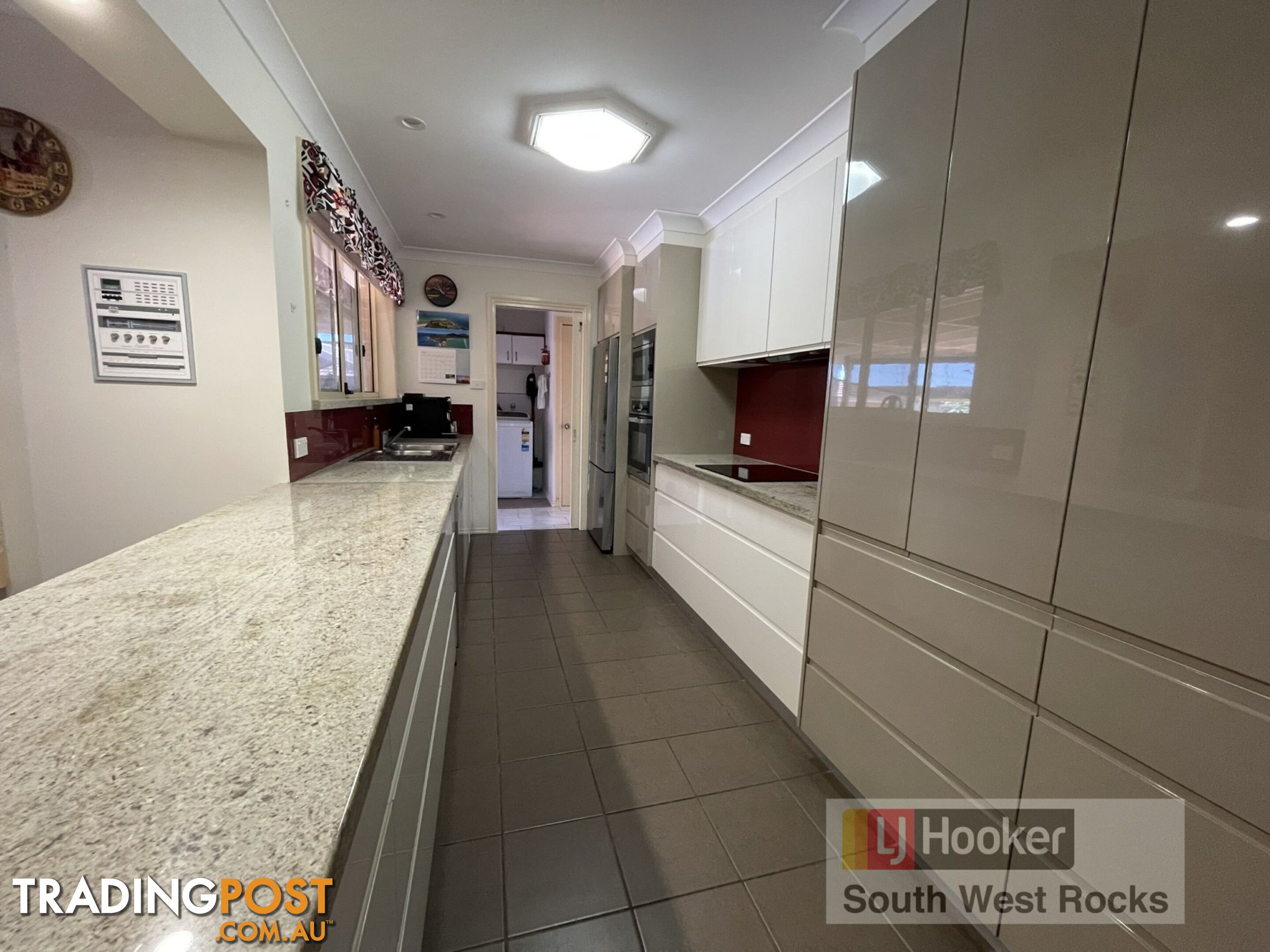 3 Rafferty Crescent SOUTH WEST ROCKS NSW 2431