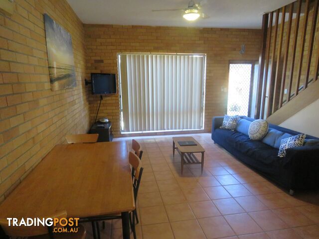 2/15 Landsborough Street SOUTH WEST ROCKS NSW 2431