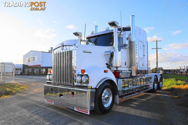 KENWORTH T909