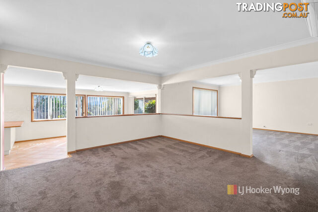 120 Woodbury Park Drive MARDI NSW 2259 - photo 2 of 13