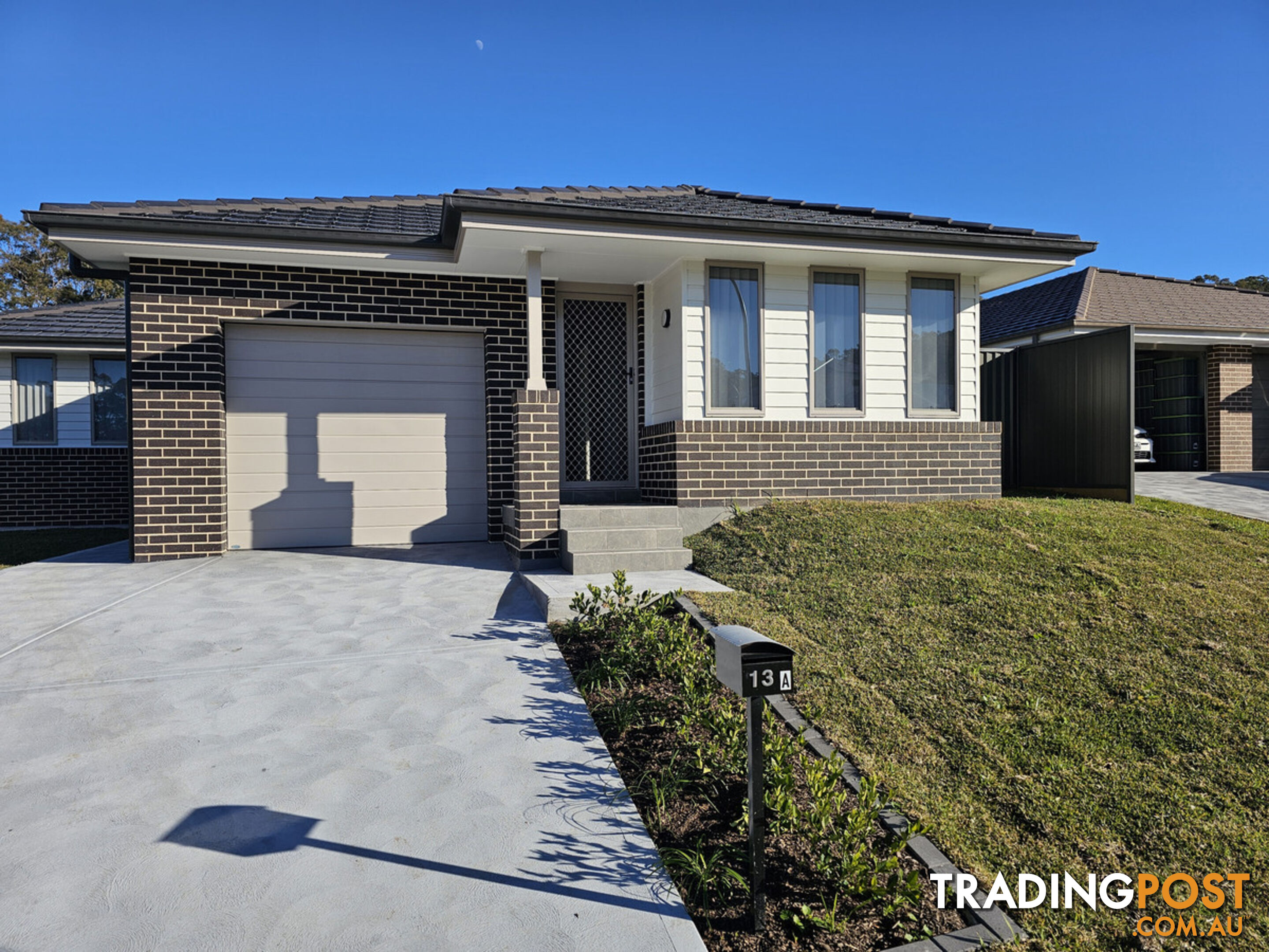 13a Glenelg Avenue WADALBA NSW 2259