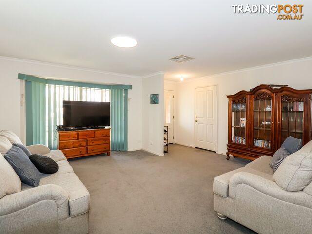 7 Nalder Drive SWAN HILL VIC 3585 - photo 3 of 14