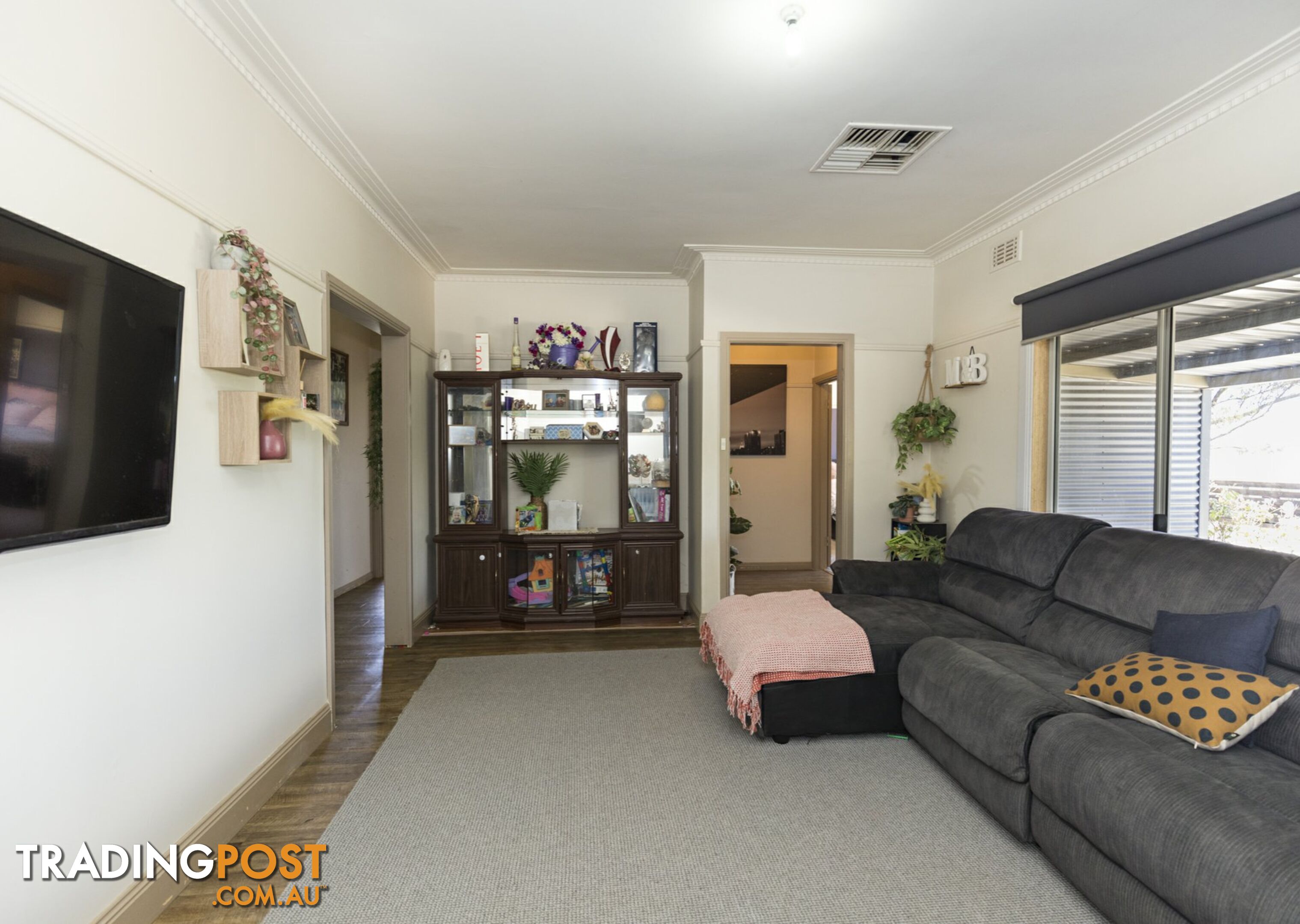 86 Lake Road WOORINEN SOUTH VIC 3588