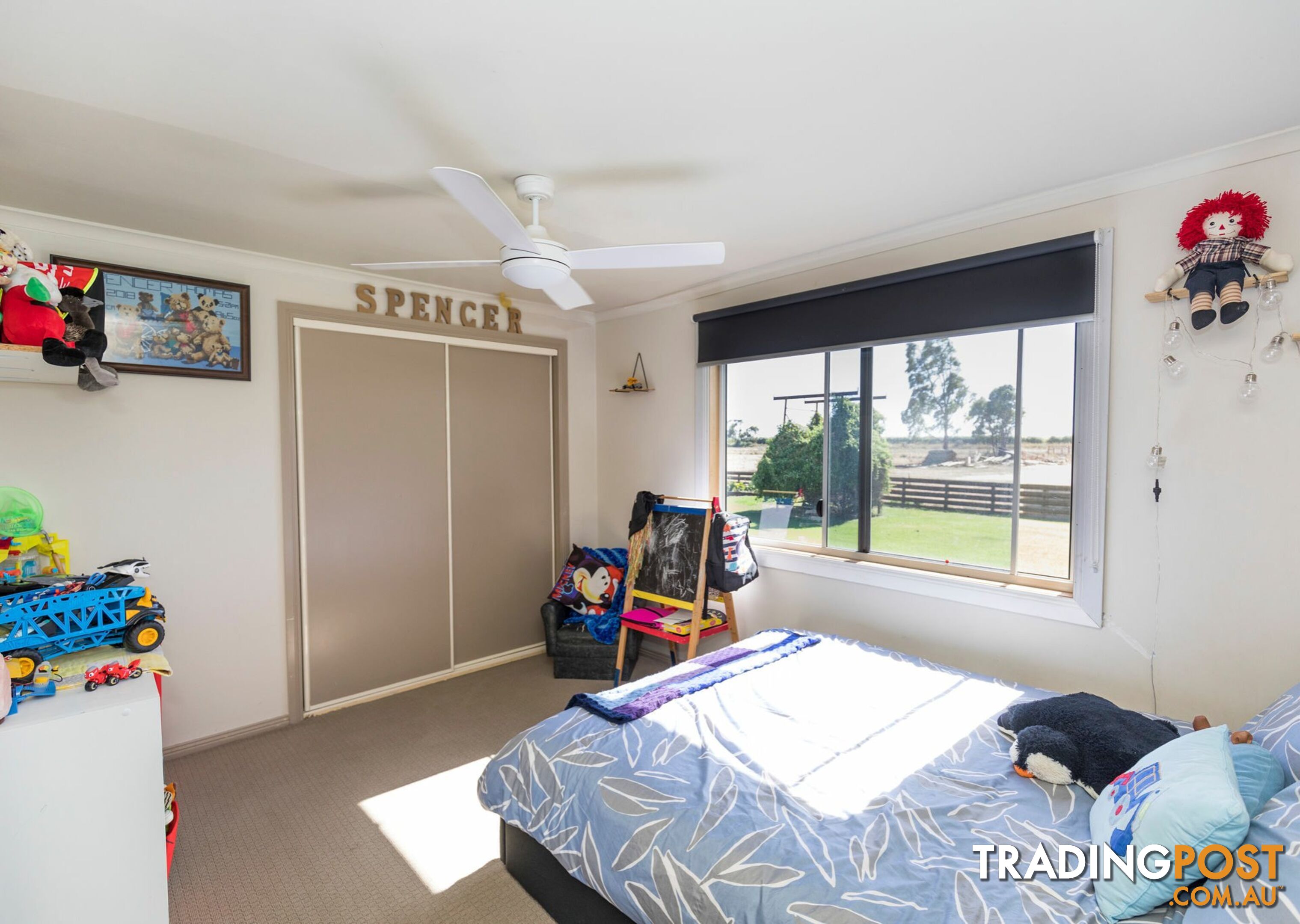 86 Lake Road WOORINEN SOUTH VIC 3588