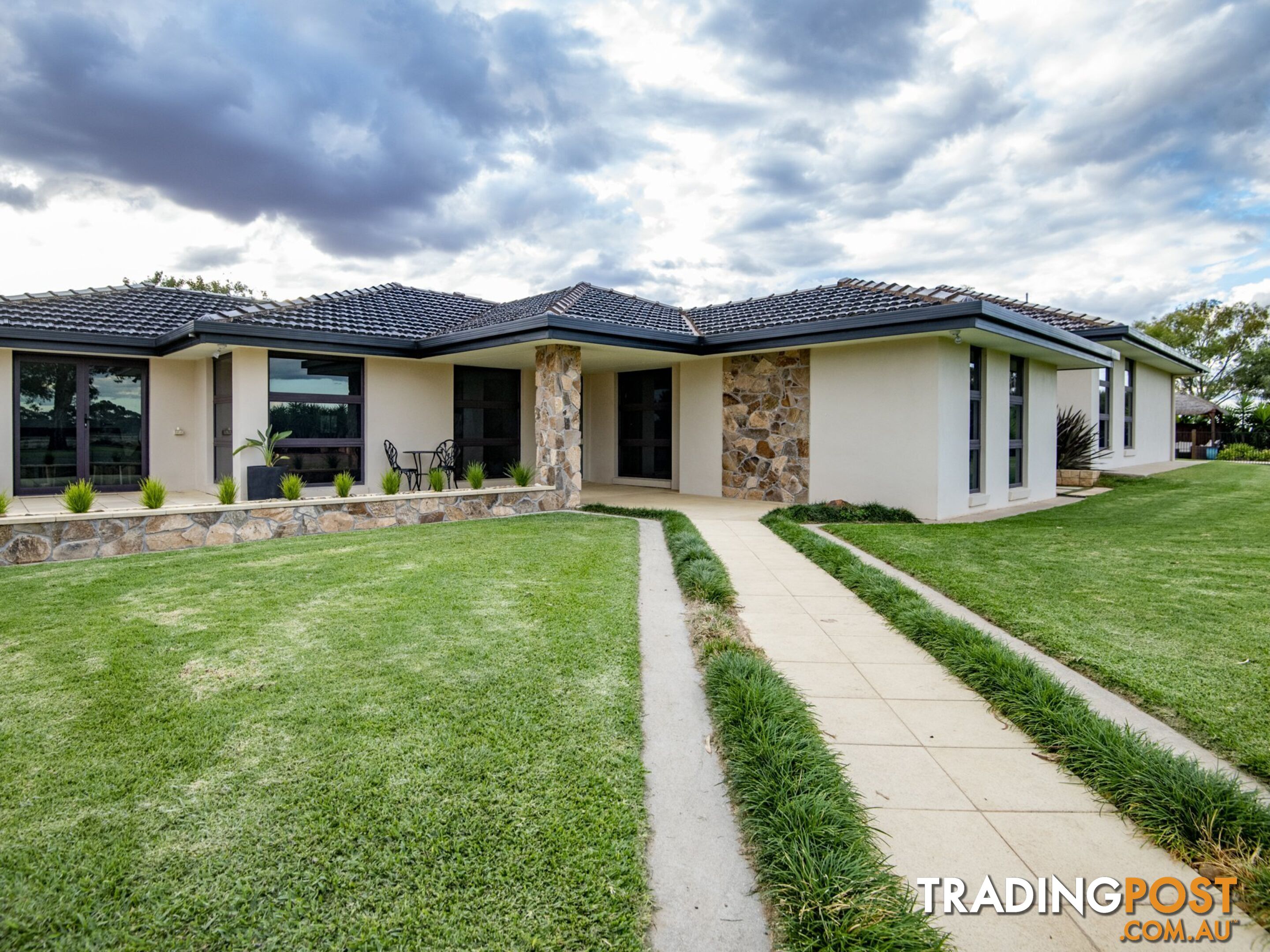 36 Bombardieri Lane SWAN HILL VIC 3585