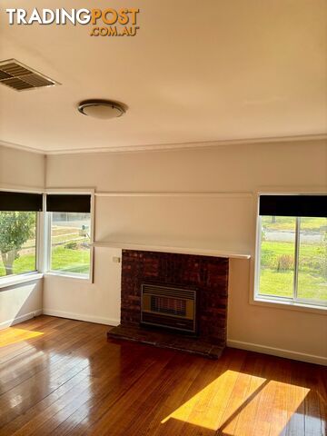 9 Marraboor Street SWAN HILL VIC 3585 - photo 2 of 3