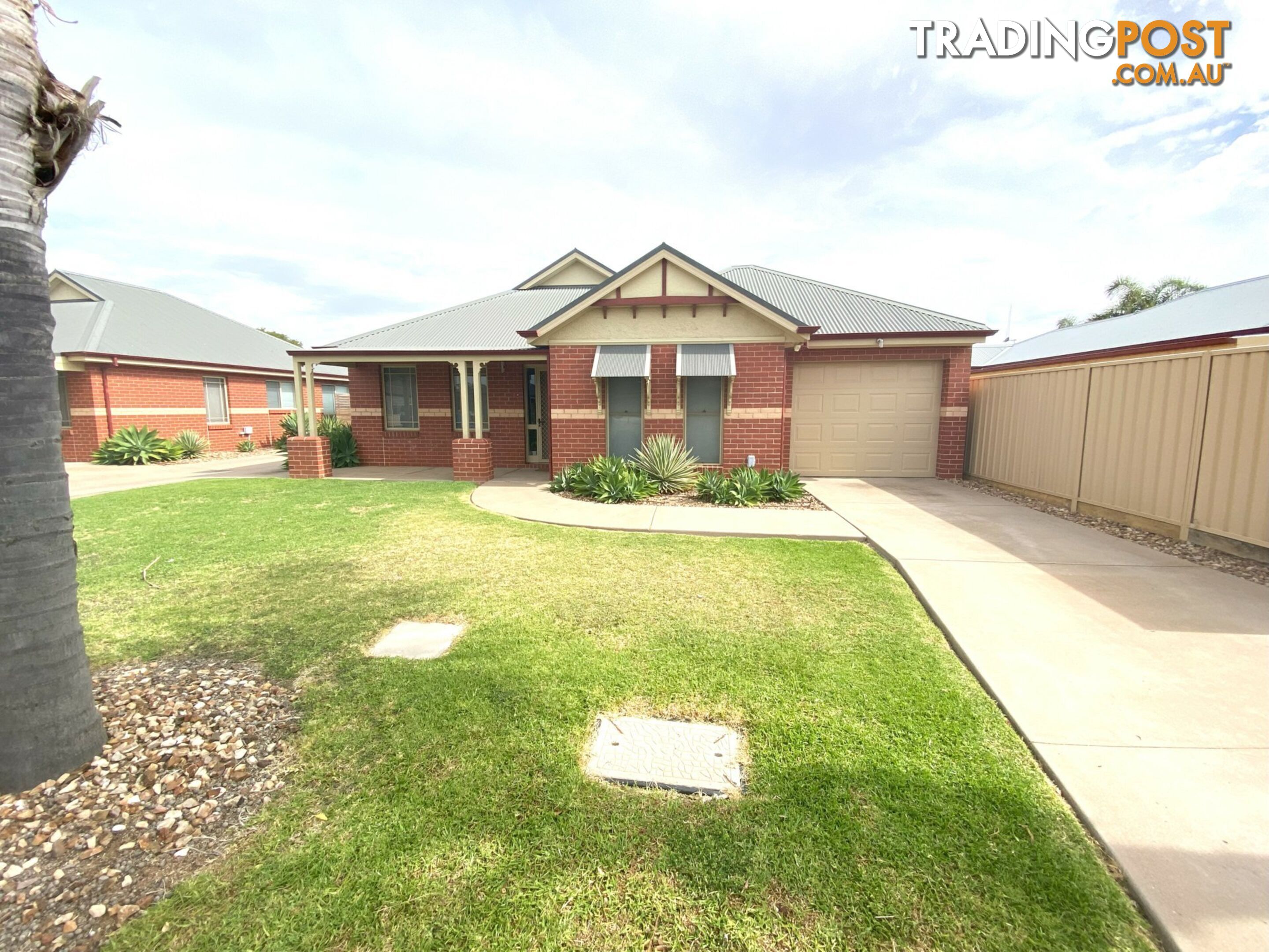 Unit 2/12 Melis Court SWAN HILL VIC 3585