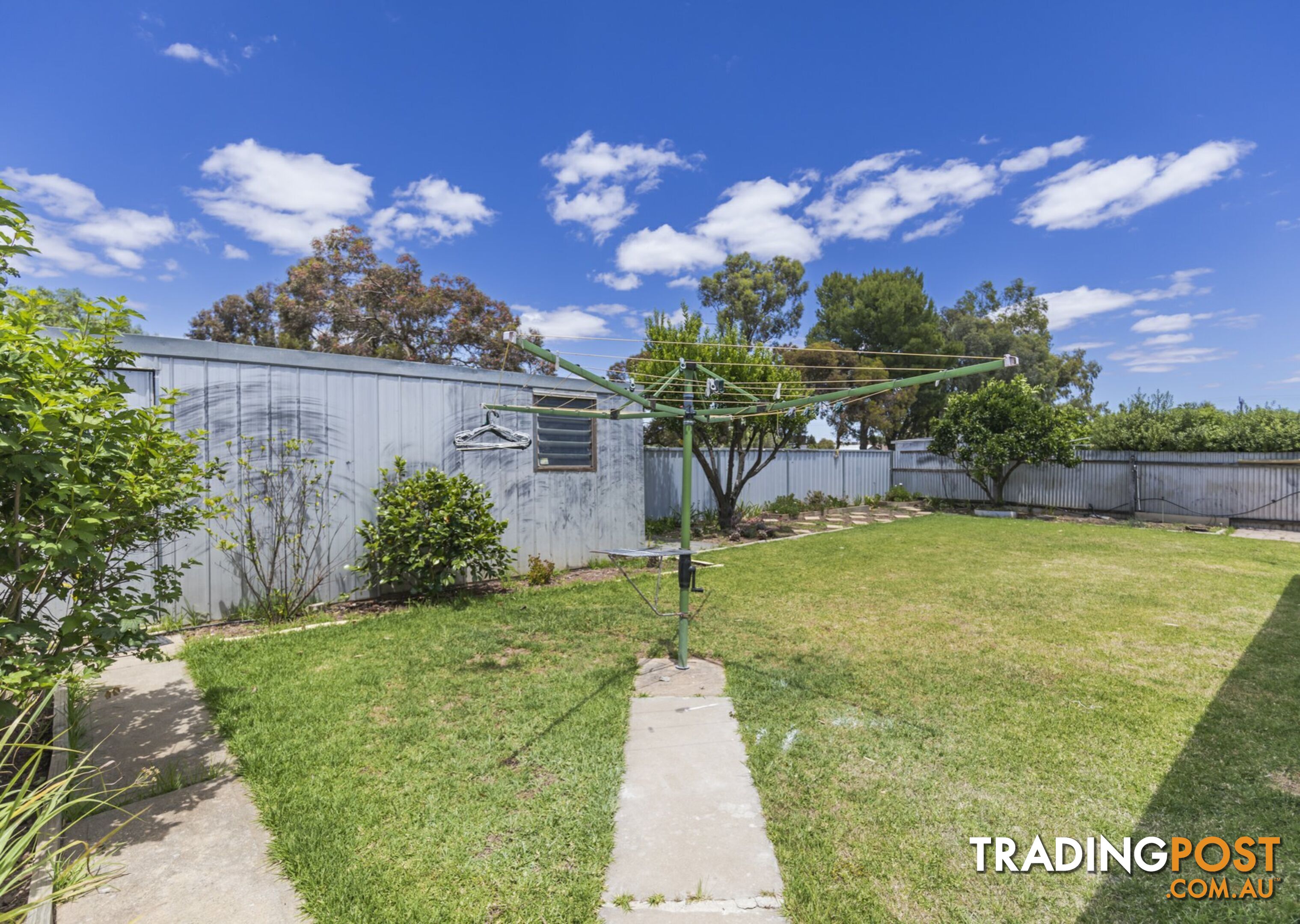 19 Byrnes Street SWAN HILL VIC 3585