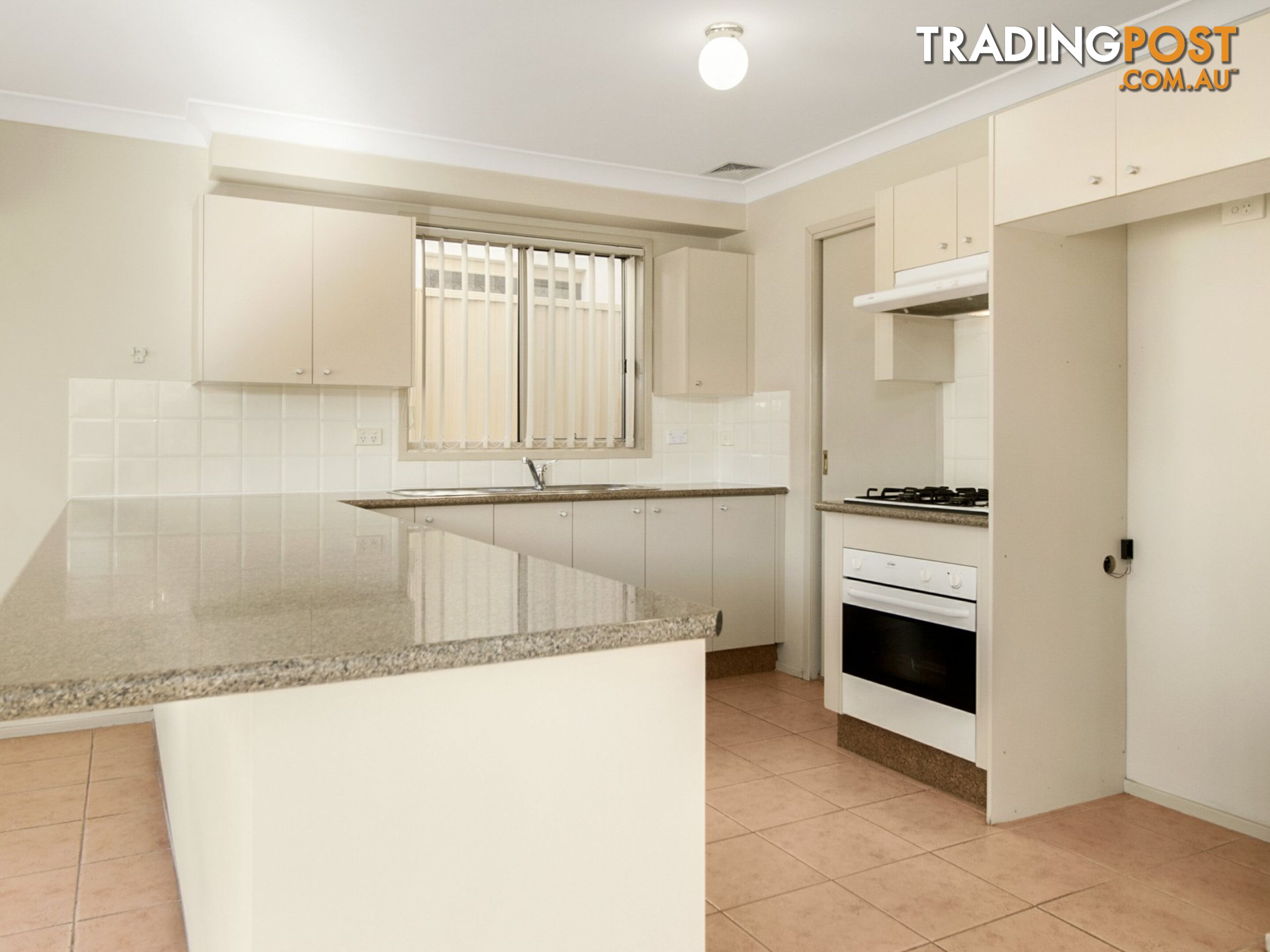 5A Gascogne Street PRESTONS NSW 2170