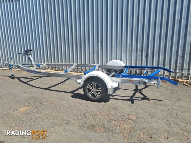2050 ALLOY MOVE BOAT TRAILER TO SUITE 5.1M TO 5.4M BOATS 1595KG RATED