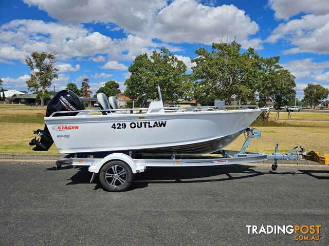 2024 429 OUTLAW SIDE CONSOL, 50HP MERCURY FOUR STROKE & 1098KG ALLOY TRAILER