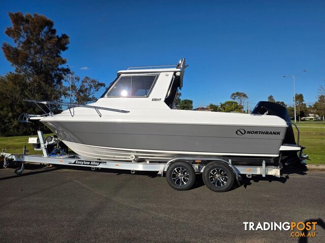 2026 650HT NORTHBANK, 250HP MERCURY FOUR STROKE & 3T EASYTOW ALLOW TRAILER