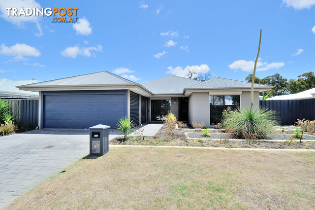 92 Lomas Circle ELLENBROOK WA 6069