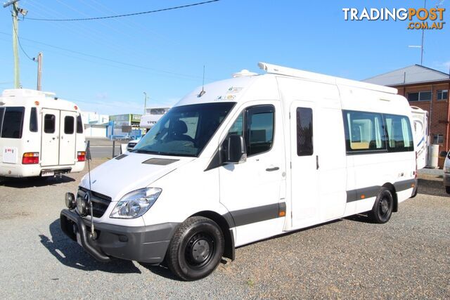 2012 Mercedes Sprinter Talvor Automatic Motorhome Low kms - photo 2 of 31