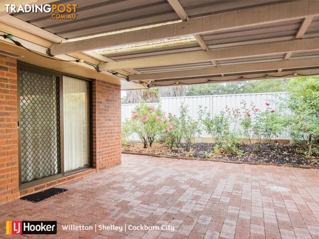 8 Farleigh Drive WILLETTON WA 6155