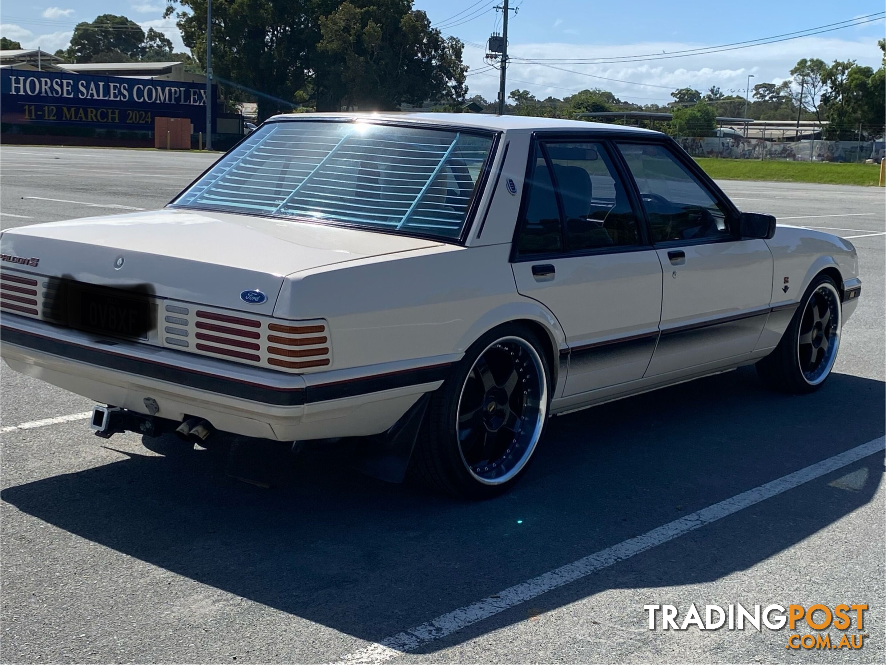 1986 Ford Falcon UNSPECIFIED V8 Sedan Manual