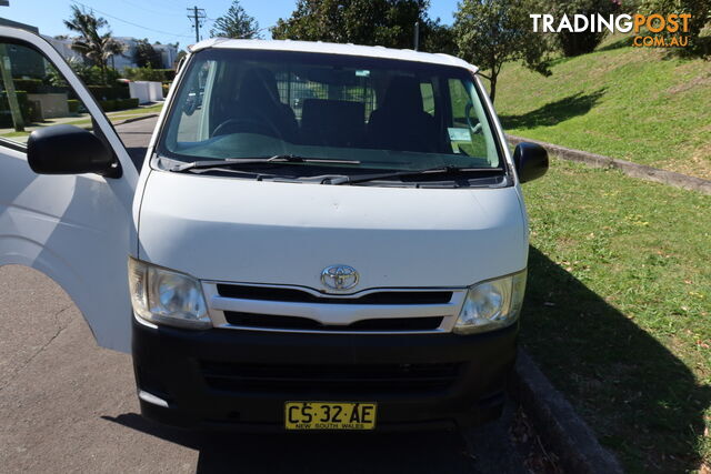 2013 Toyota Hiace Van Automatic