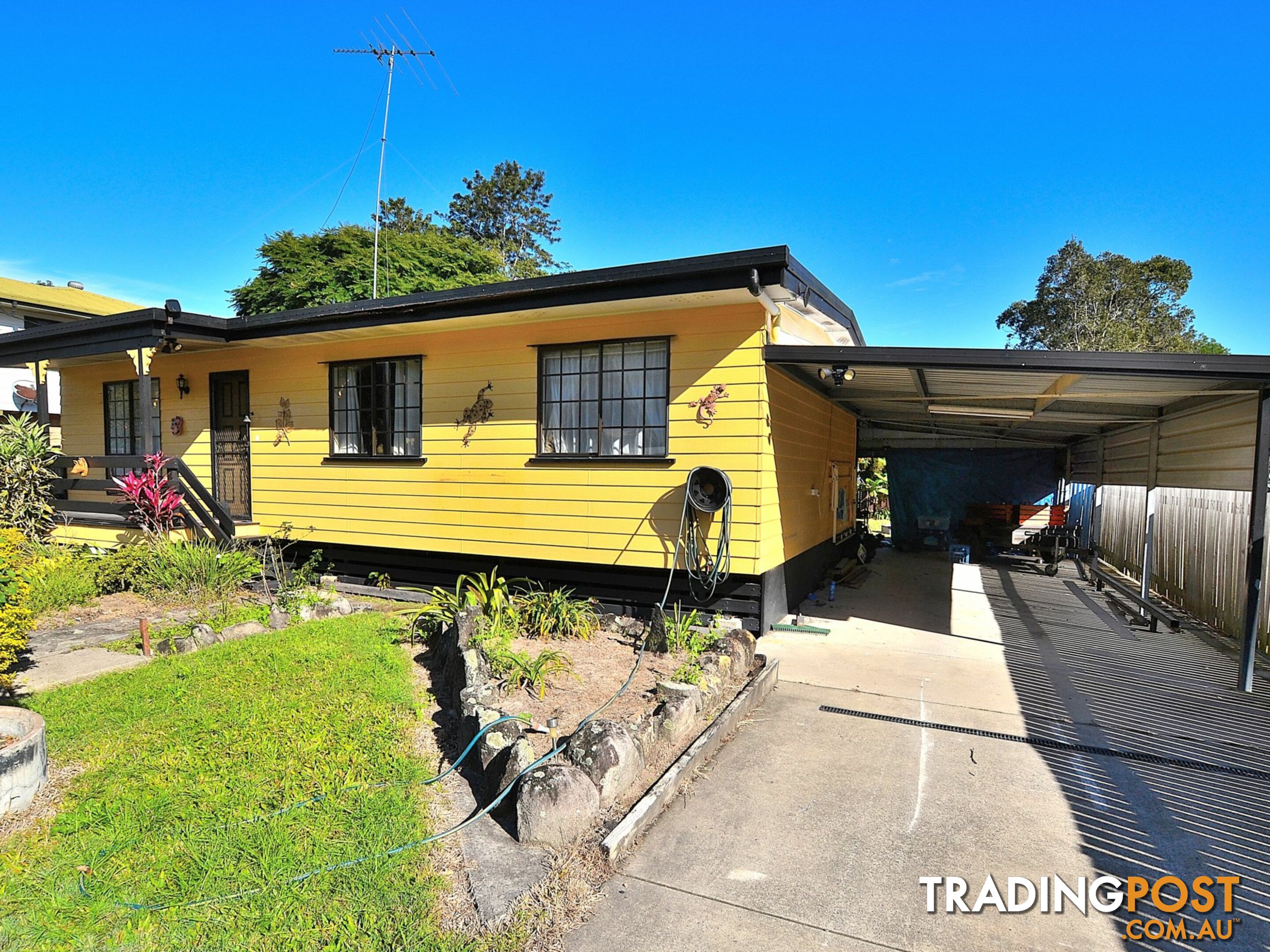 8 Daybell Street WOODFORD QLD 4514