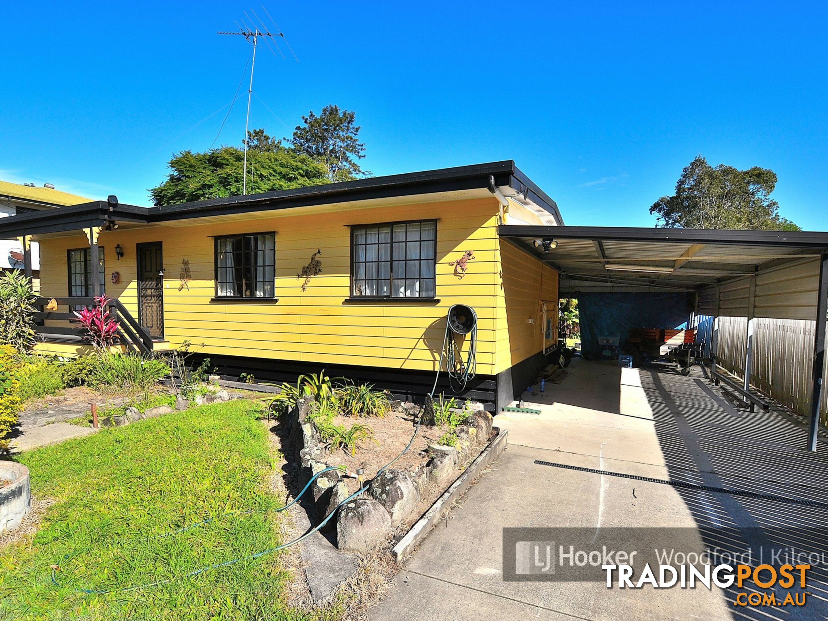 8 Daybell Street WOODFORD QLD 4514