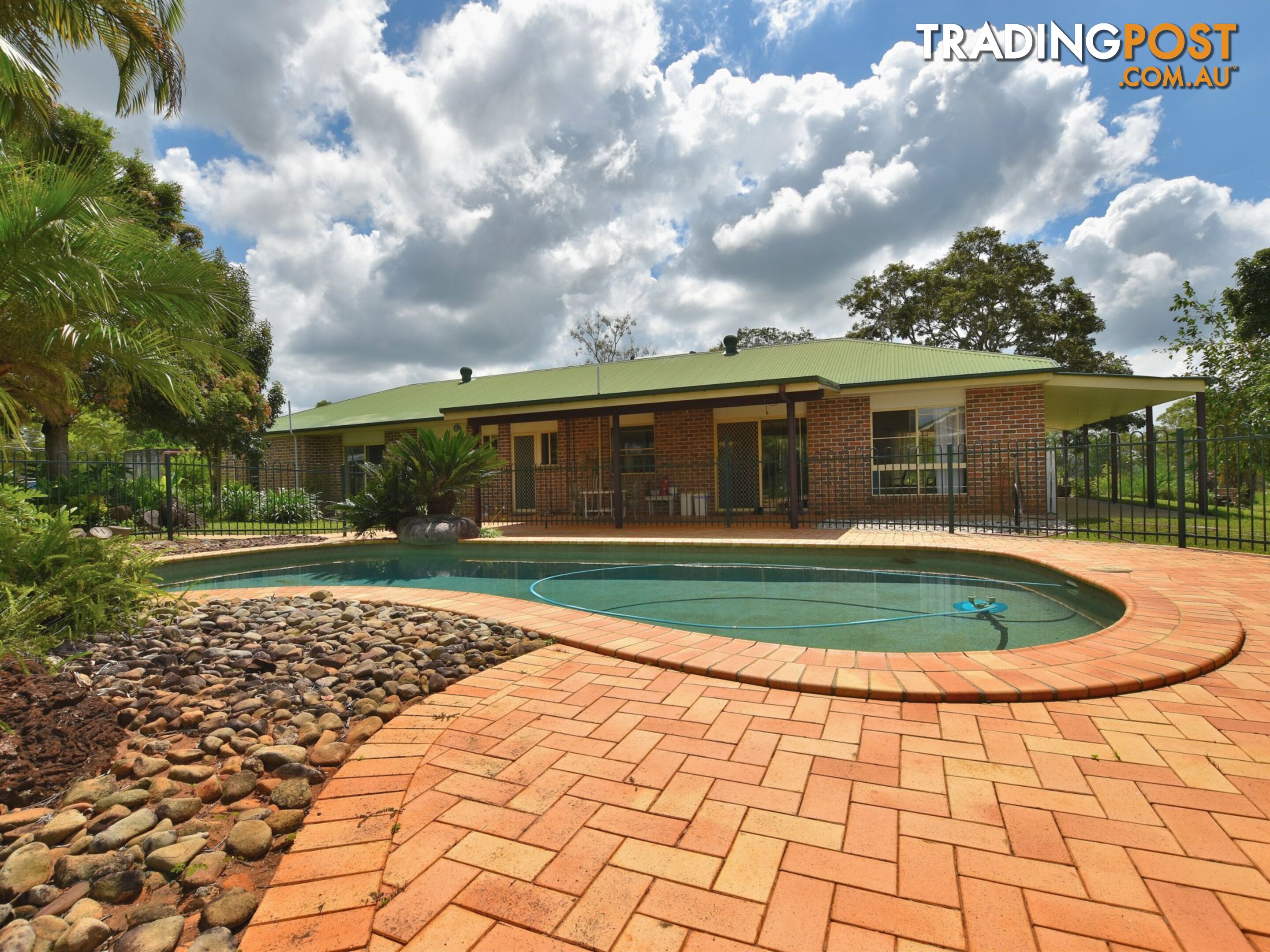 2 McCabe Road STANMORE QLD 4514