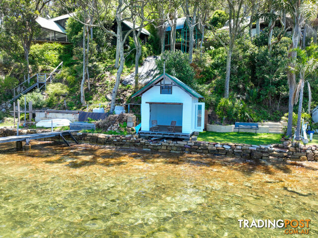 107 Florence Terrace SCOTLAND ISLAND NSW 2105