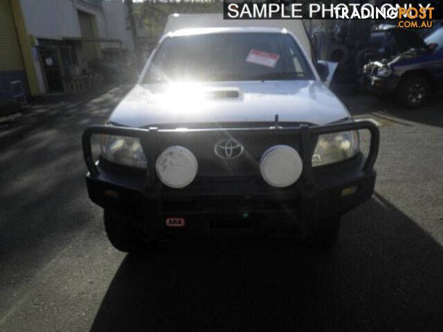 TOYOTA HILUX MANUAL VEHICLE WRECKING PARTS 2007
