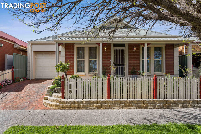 32 Mallard Crescent MAWSON LAKES SA 5095