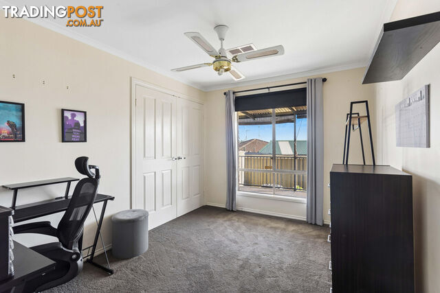 8 Rockley Court HILLBANK SA 5112 - photo 5 of 25