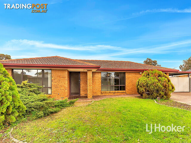 16 Coolen Crescent BURTON SA 5110