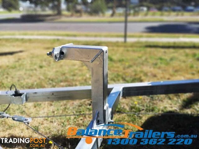 TRAILER SPARE WHEEL HOLDER