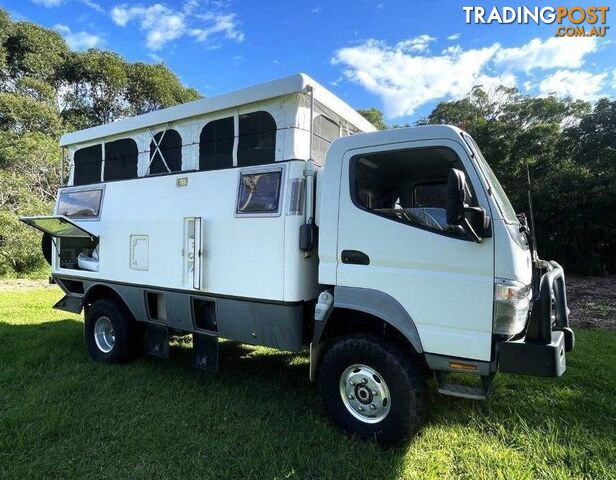 EXP420 PRELOVED EARTHCRUISER 4WD, MITSUBISHI FUSO 2010, MANUAL, EURO 5, 6 TONNE, 42M CAMPER