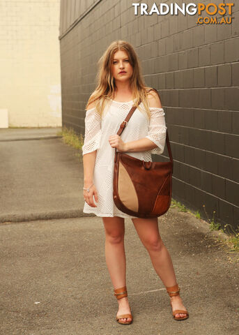 ELARA Black Patch Fashion Womens Handbag - photo 4 of 4