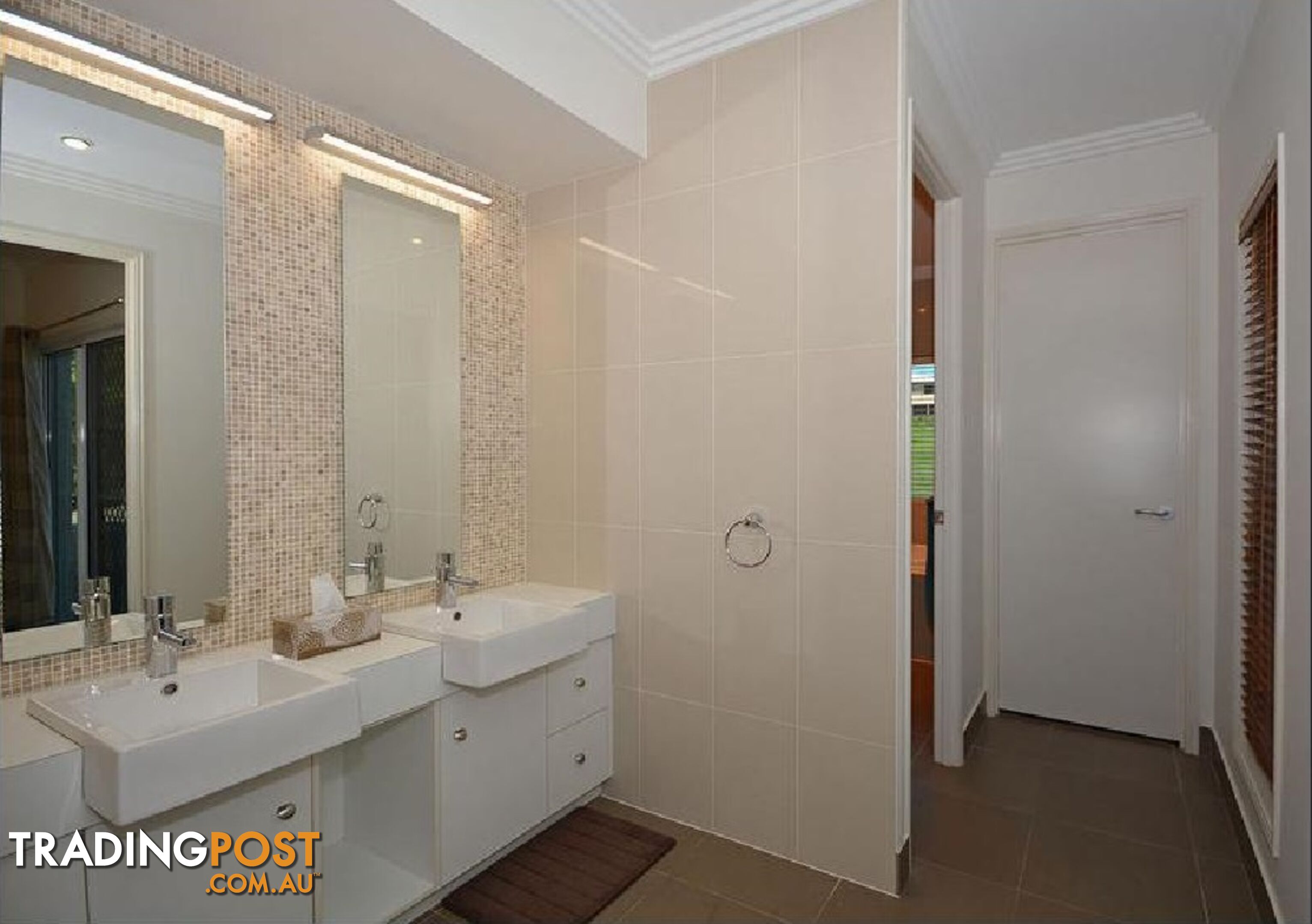 1 Jasmine Court DUNDOWRAN BEACH QLD 4655