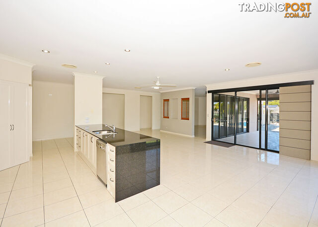 5 Pandanus Drive DUNDOWRAN BEACH QLD 4655