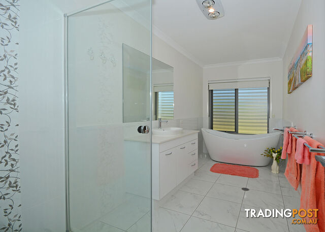 5 Avery Court DUNDOWRAN BEACH QLD 4655