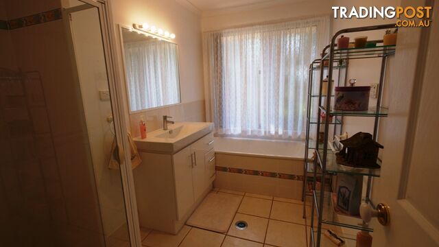 1-3 Manchester Court DUNDOWRAN QLD 4655