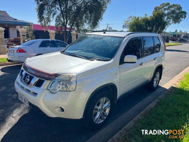 2013 NISSAN X-TRAIL T31  WAGON - photo 2 of 4