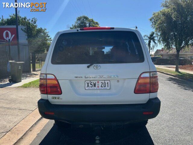 2000 TOYOTA LANDCRUISER FZJ105R  WAGON