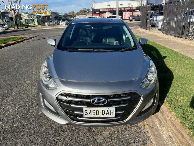 2015 HYUNDAI I30 GD3 HATCHBACK - photo 3 of 12