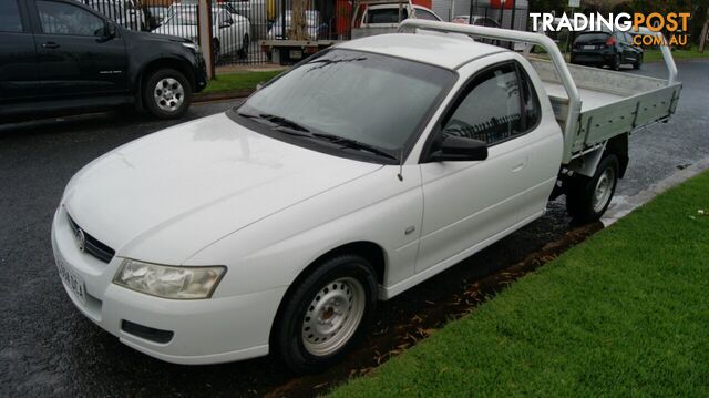 2005 HOLDEN COMMODORE VZ  CAB CHASSIS