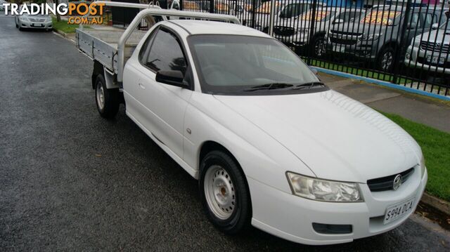 2005 HOLDEN COMMODORE VZ  CAB CHASSIS