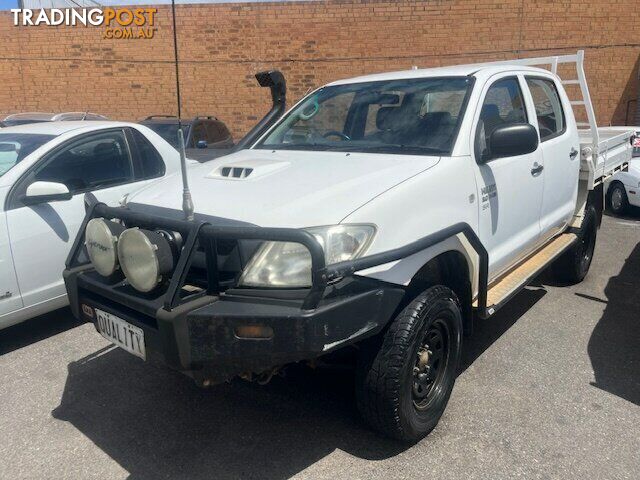 2010 TOYOTA HILUX KUN26R  DUAL CAB CHASSIS