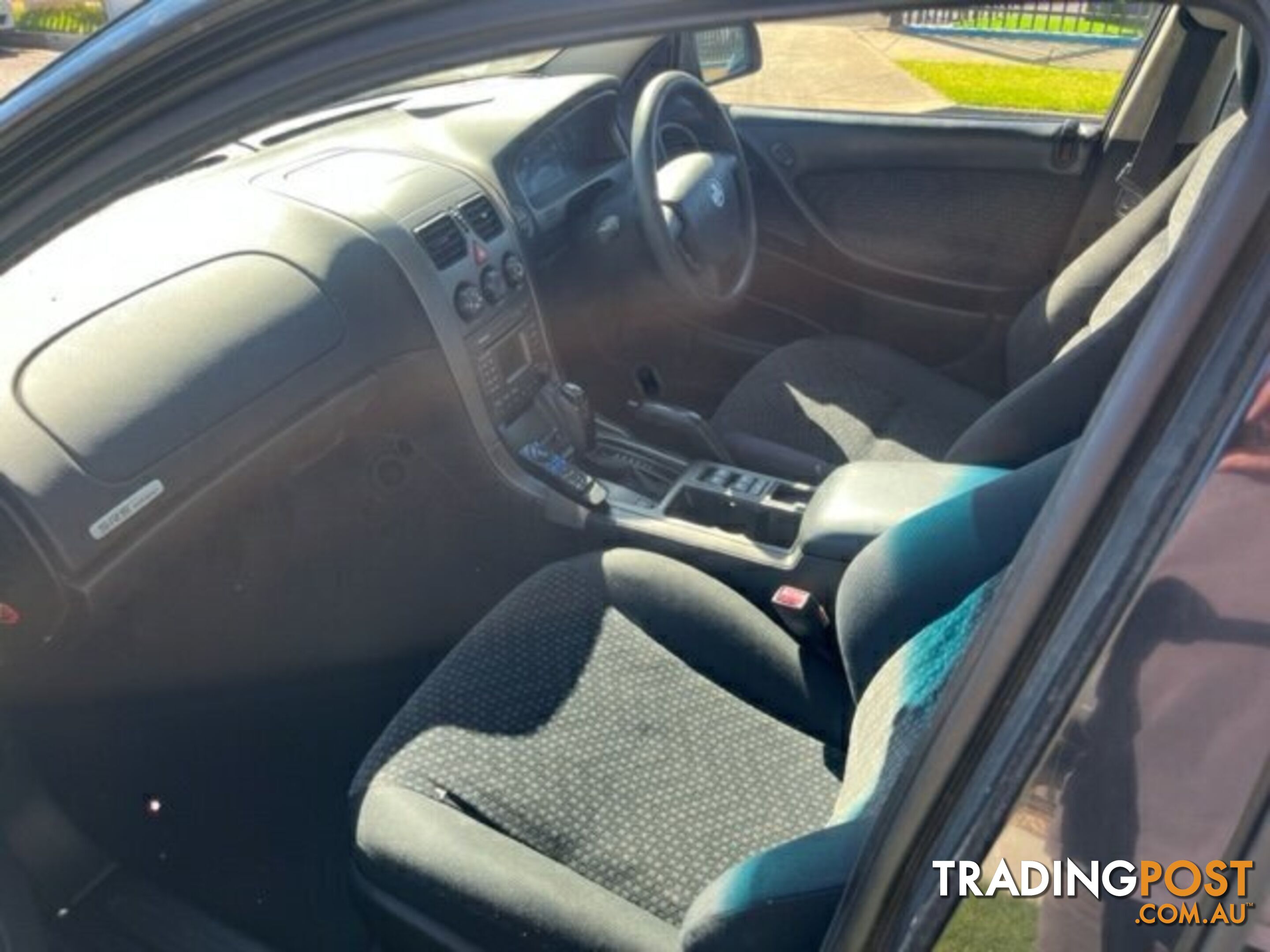 2005 HOLDEN COMMODORE VZ  SEDAN