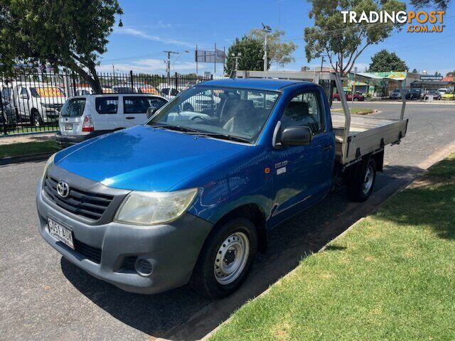 2012 TOYOTA HILUX TGN16R  CAB CHASSIS