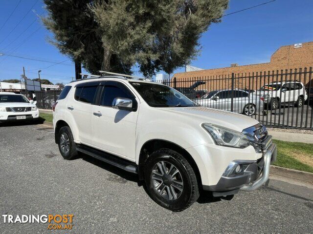 2017 ISUZU MU-X UC WAGON