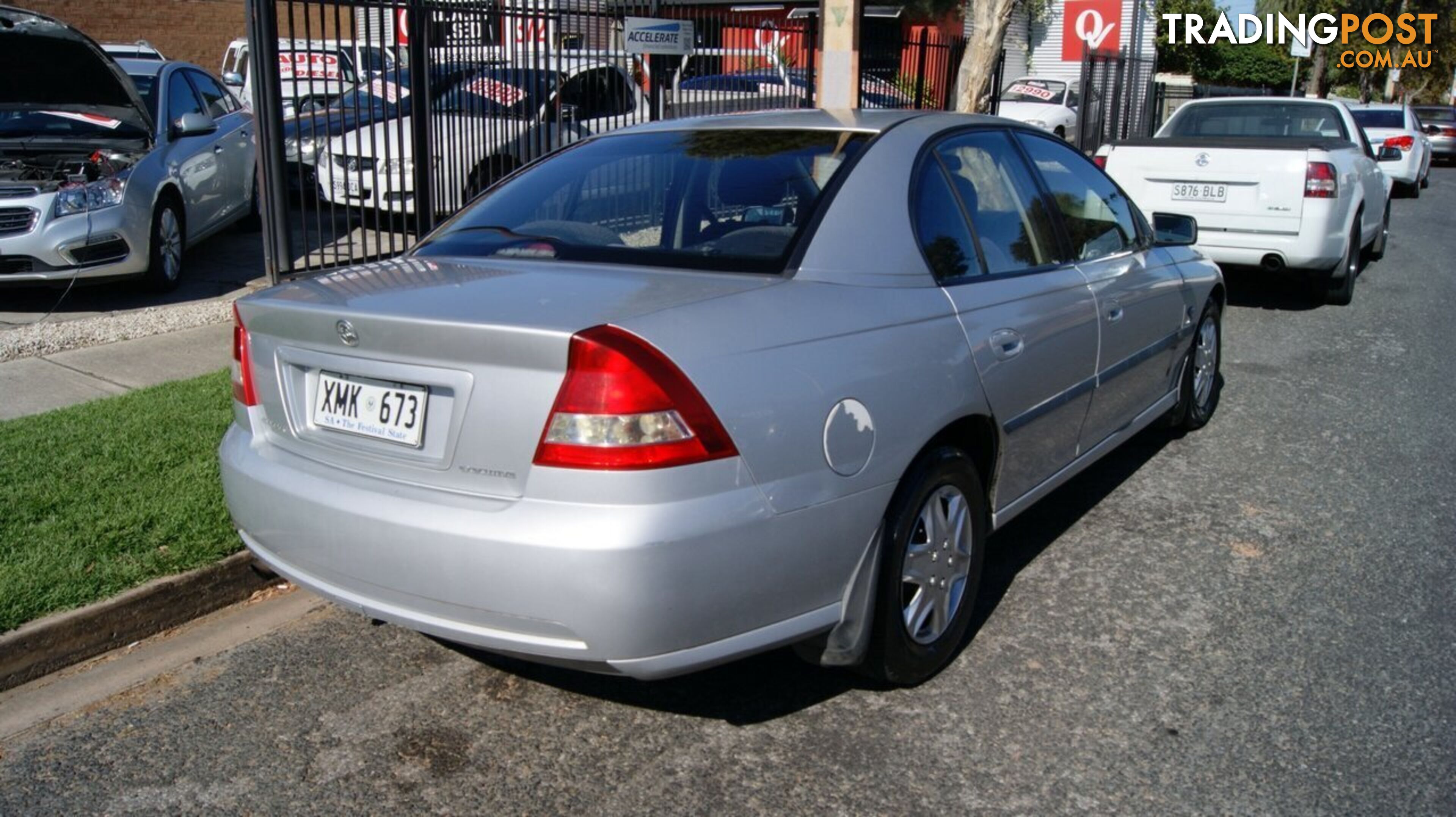 2005 HOLDEN COMMODORE VZ  SEDAN