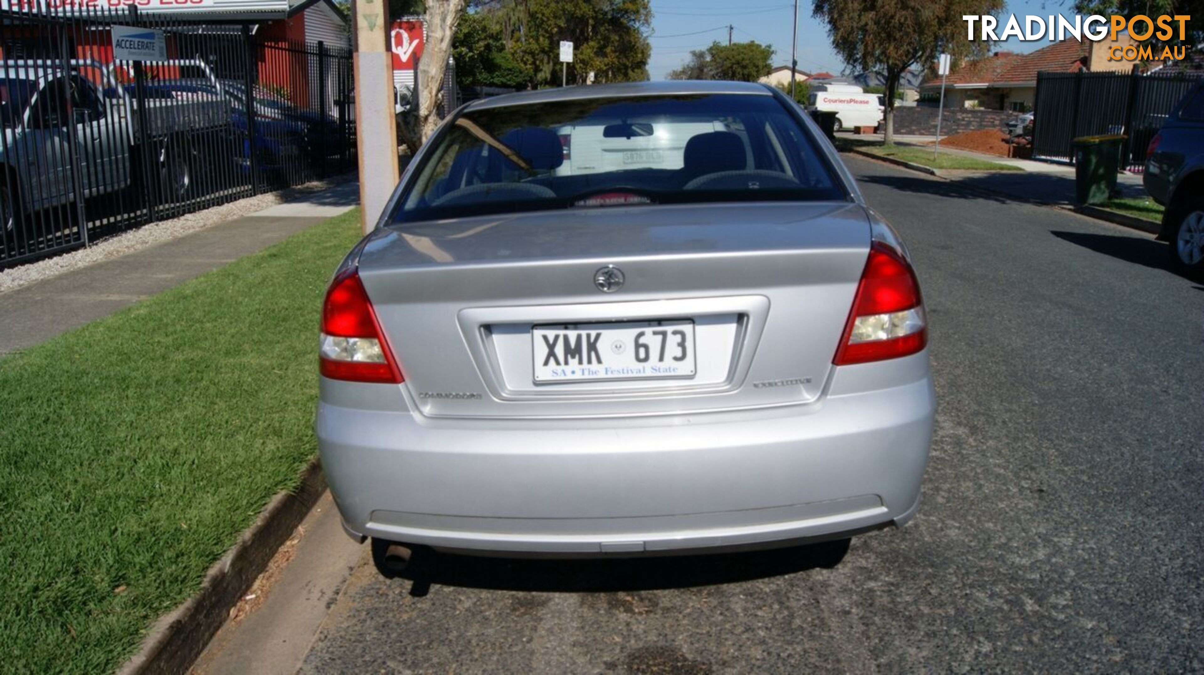 2005 HOLDEN COMMODORE VZ  SEDAN